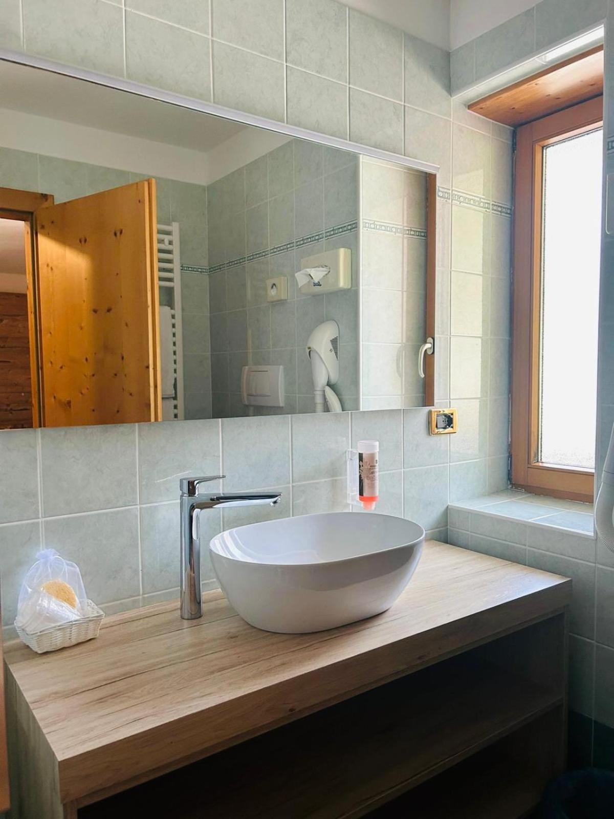 El Ciasel Hotell Canazei Eksteriør bilde